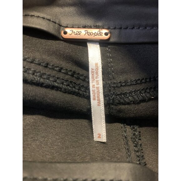 Free People Womens Black Short Size 2 Billie Coated Lace Front Pocket New - Picture 8 of 9